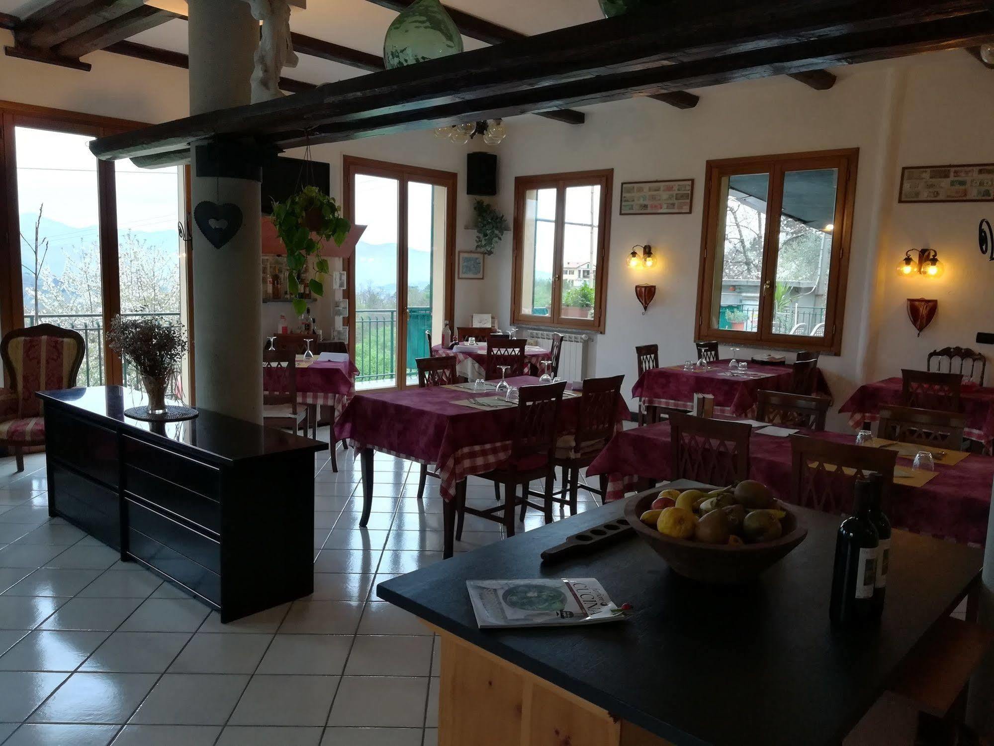 Locanda Primo Sole Leivi 外观 照片